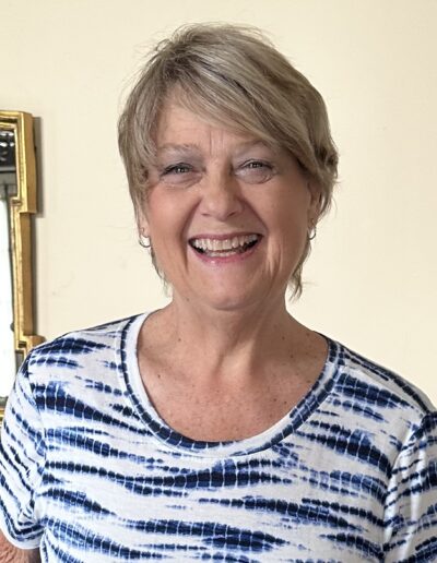 Julie Hammond